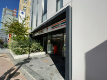 徒歩2分のセブンイレ