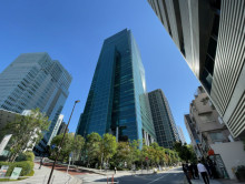 近くの住友不動産六本