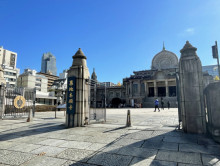 近くの築地本願寺