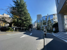 ラビアンヌビル前面の