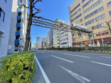 第2米林ビル前面の通