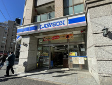 徒歩2分のローソン西