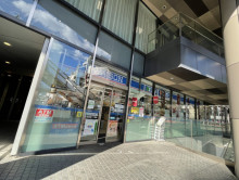 徒歩1分のローソン 