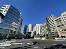 TMSビル前面の通り