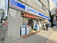 徒歩1分のローソン麹