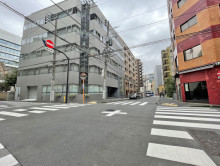 橋口ビル前面の通り