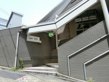 最寄りの「神泉駅」