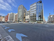 ミツヤ四谷ビル前面の