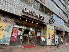 徒歩2分のカフェ・ベ