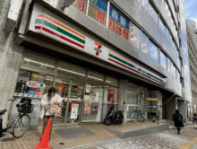 徒歩2分のセブンイレ