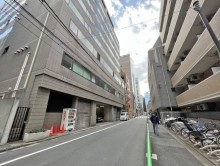 高木ビル前面通り