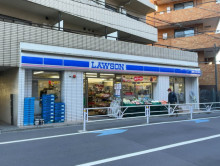 徒歩4分のローソン 