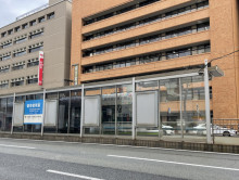 最寄りの「	市役所前駅」