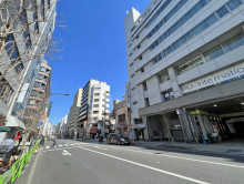 Y'sビル前面の平成