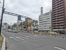 三共稲荷町ビル前面通