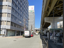 新大阪上野東洋ビル前