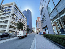 広島Kビル前面の通り