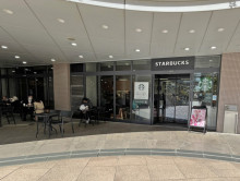 近くのスターバックス