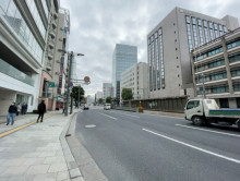 ウイング八丁堀ビル前