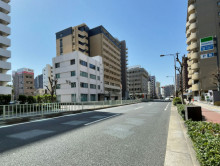 新大阪第2ドイビル前