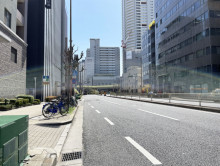 MF南森町3ビル前面