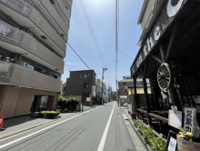 三田村ビル前面の通り