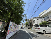 丸木ビル前面の通り