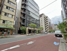 PMO新橋前面通り