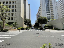 JMFビル川崎01前