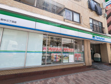 通り沿いのファミリー