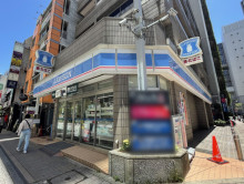 徒歩1分のローソン 