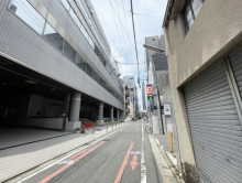 四条SETビル前面の