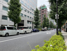 2東洋海事ビル前面の