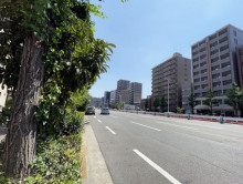 堀川通四条ビル前面の