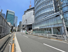 第5叶ビル前面通り