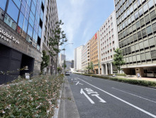 山本ビル前面の通り