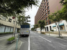 新明海ビル前面の通り