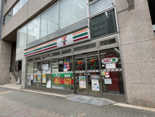 徒歩1分のセブンイレ
