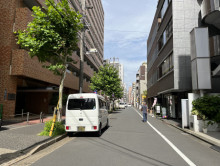 中尾ビル前面の通り