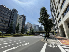 中島ゴールドビル前面