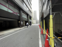 スヂノビル前面の通り