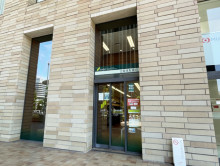 至近の三井住友銀行 