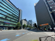 至近の新宿通り