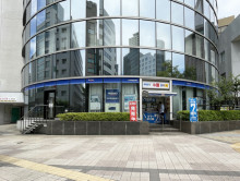 付近のみずほ銀行 神