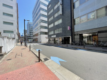 神田グロウビル前面の