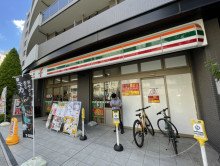 徒歩1分のセブンイレ