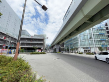 北野ビル前面の通り