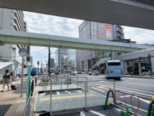 ミント神戸前面の通り