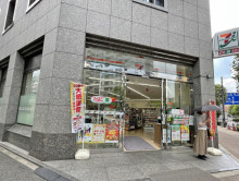 徒歩2分のセブンイレ