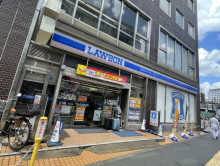 徒歩1分のローソン大